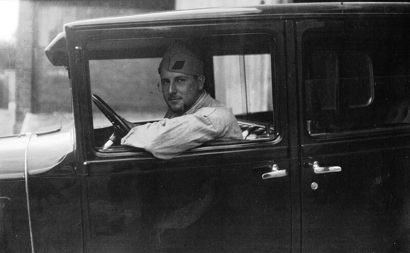 ملف:Jacques Lebrun 1932.jpg