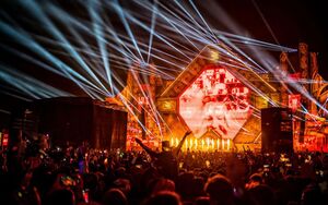 مهرجان مدل بيست.jpg