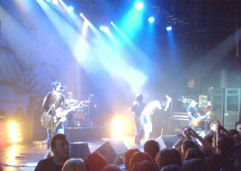 ملف:Alexisonfire live.JPG