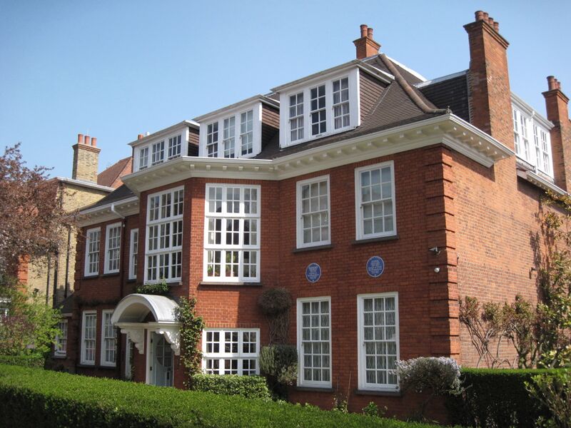 ملف:Freud Museum London 2.jpg
