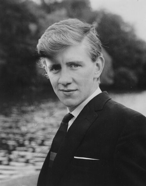 ملف:Mike Berry (b1942).jpg