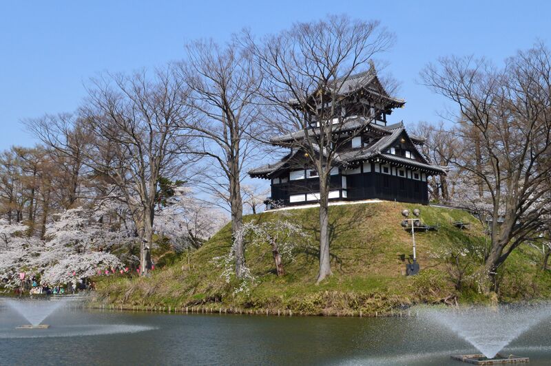 ملف:Takada Castle yagura.JPG