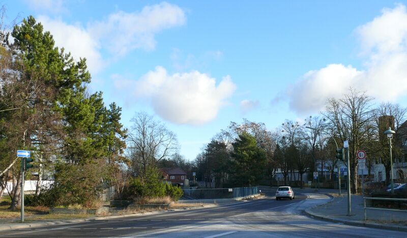 ملف:Dahlem Brümmerstraße-1.JPG