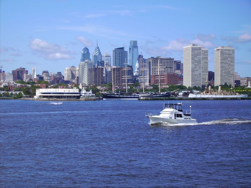 ملف:Skyline Philadelphia.JPG