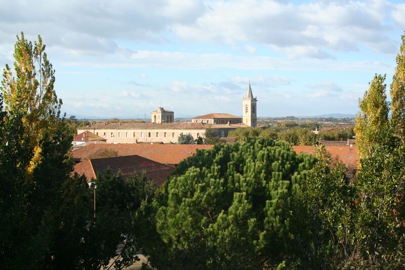 ملف:St-Thibery (vue generale2).JPG