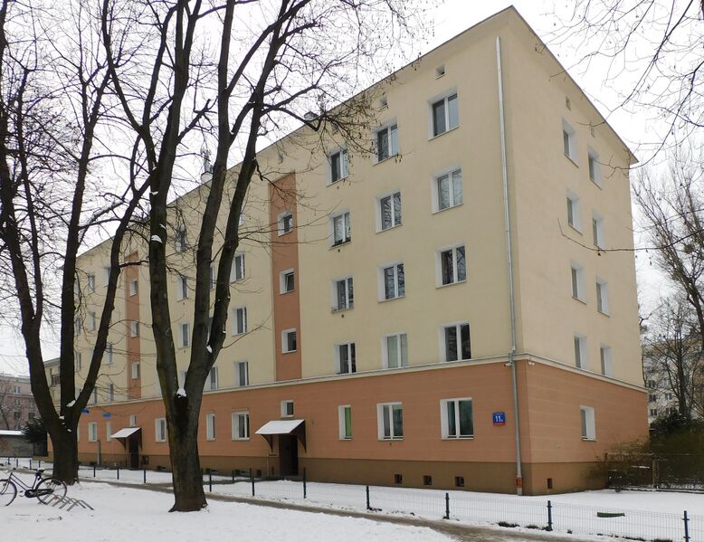ملف:Warszawa rokosowska 11a.jpg