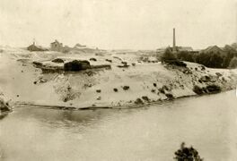 1900ح. 1900–1910 Diatomaceous earth pit at Neuohe