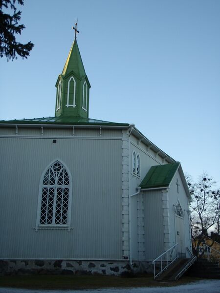 ملف:Reposaari church.JPG