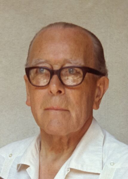 ملف:A.A.M. Stols.jpg