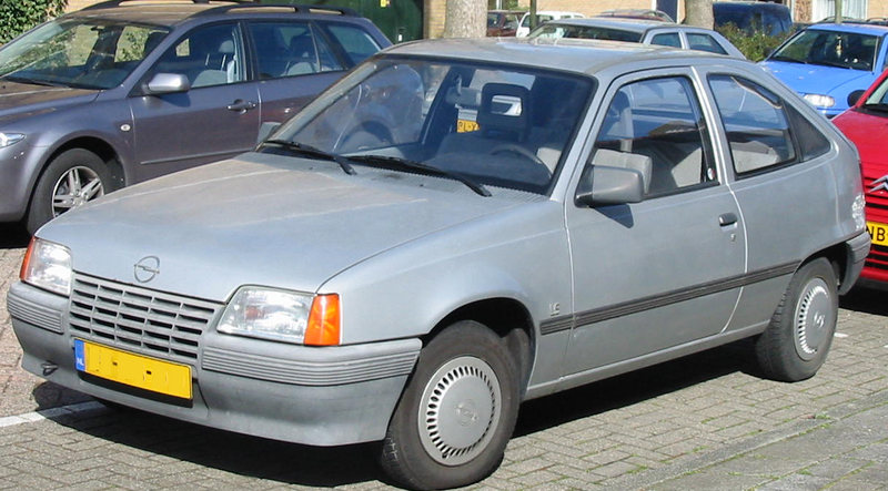 ملف:Opel Kadett 1987.png