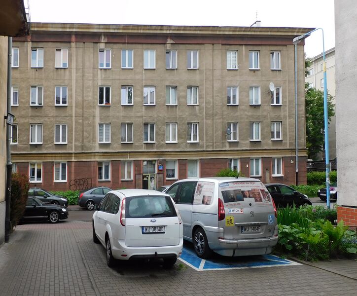 ملف:Częstochowska 4 6 warszawa.jpg