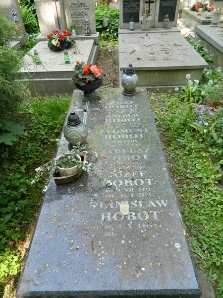 ملف:Grób Zygmunta Hobota.jpg
