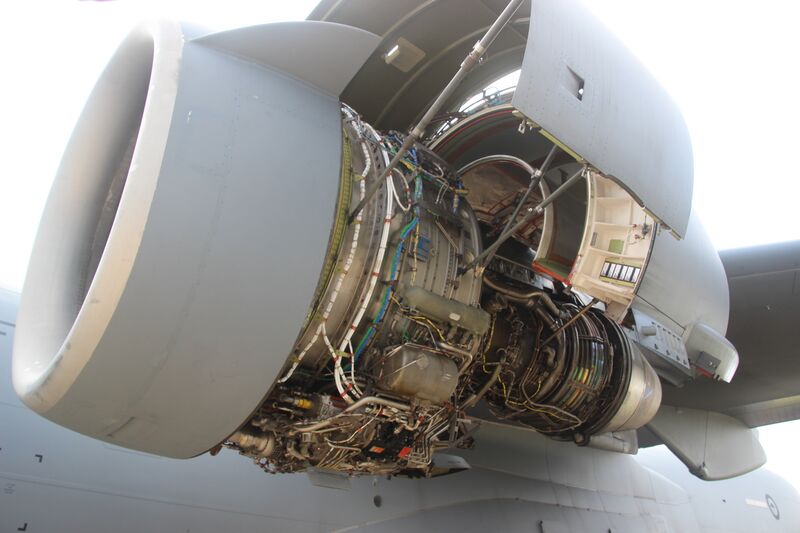 ملف:C-17GlobemasterIIIengine.JPG