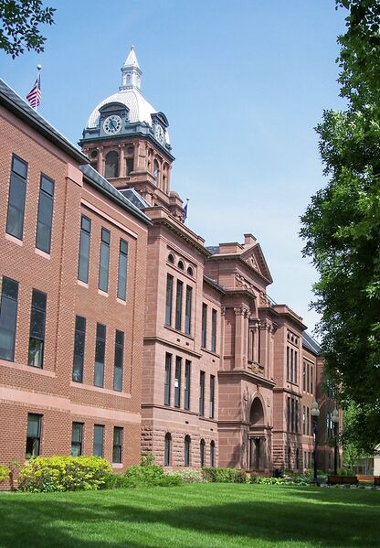 ملف:Cass County Courthouse Fargo.jpg