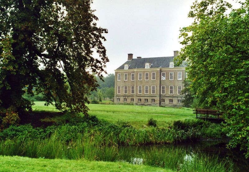 ملف:Eerde park.jpg