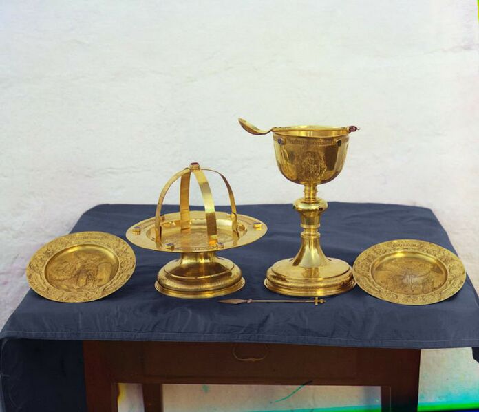 ملف:Orthodox liturgical implement.jpg