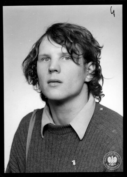 ملف:Grzegorz Przemyk IPN.jpg