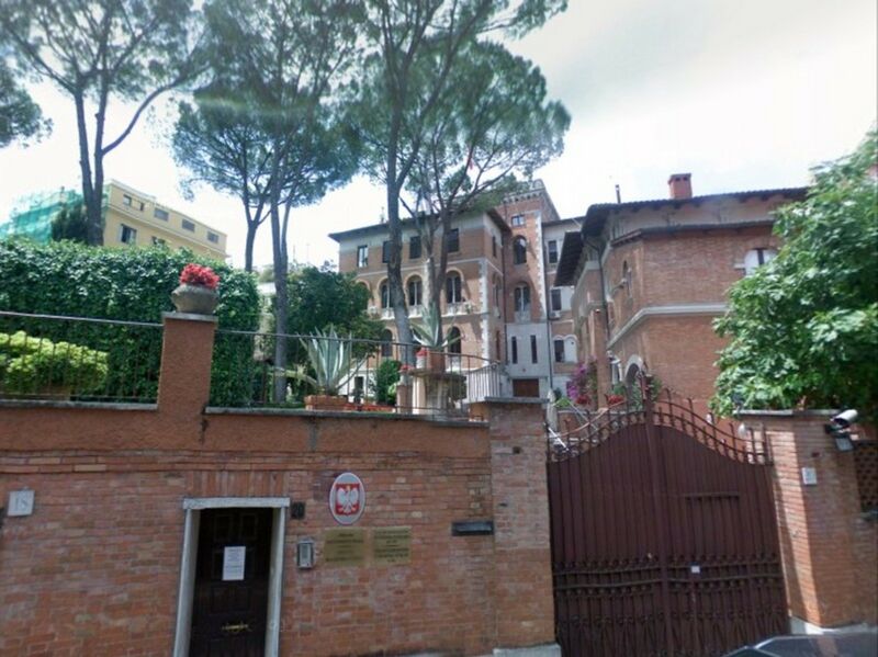 ملف:Polish Embassy in Rome.jpg