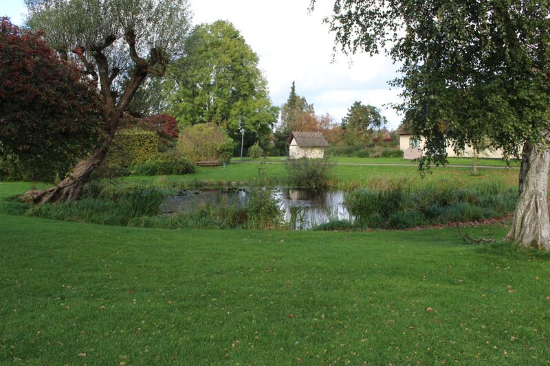 ملف:Virum Gadekær, 2017-10-08.jpg