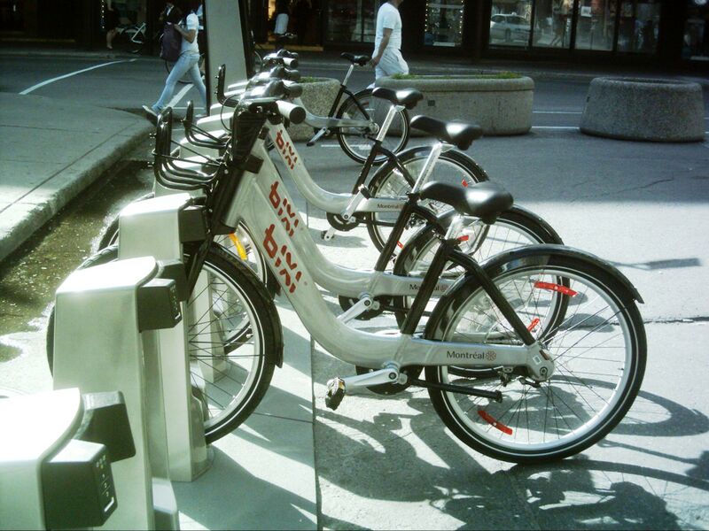 ملف:Bixi Montreal.JPG