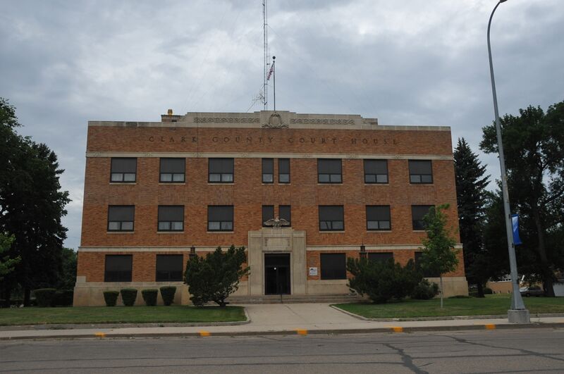 ملف:CLARK COUNTY COURTHOUSE, CLARK,SD.JPG