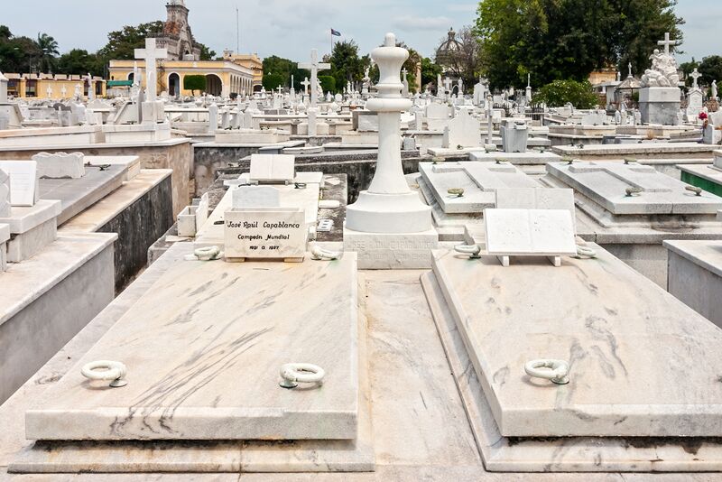 ملف:Cabaplanca grave.jpg