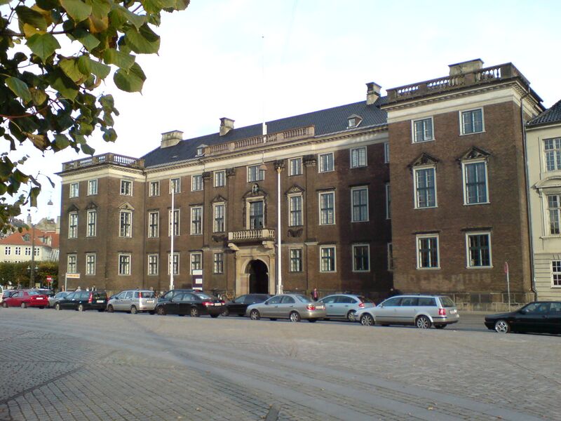 ملف:Charlottenborg, Kopenhagen 2007.JPG