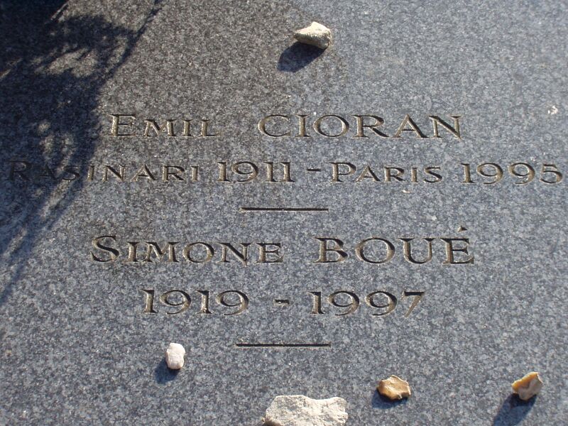 ملف:Cioran tombe.jpg