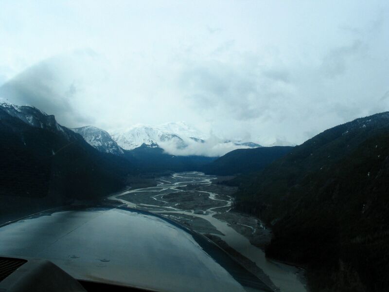 ملف:Iskut River Valley (138593105).jpg