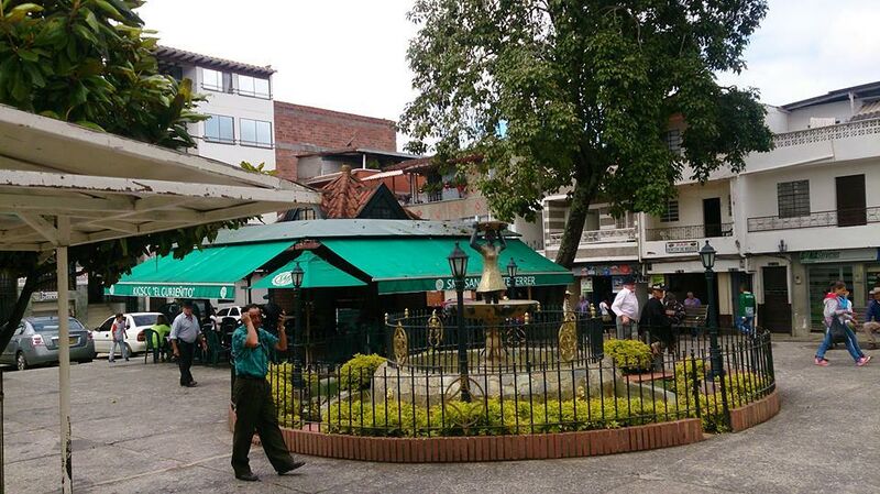 ملف:San Vicente parque.jpg