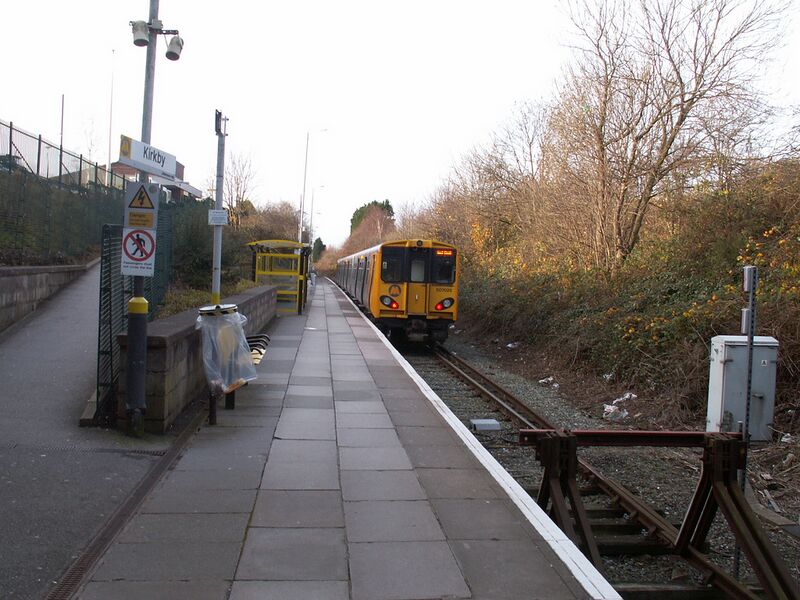 ملف:Kirkby Railway Station.jpg