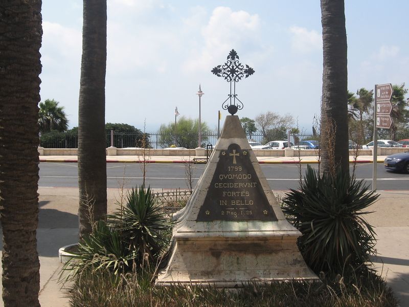ملف:NapoleonSoldiersMonument.JPG