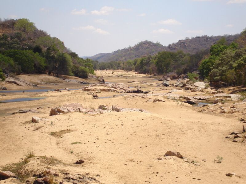 ملف:Thuli River.jpg