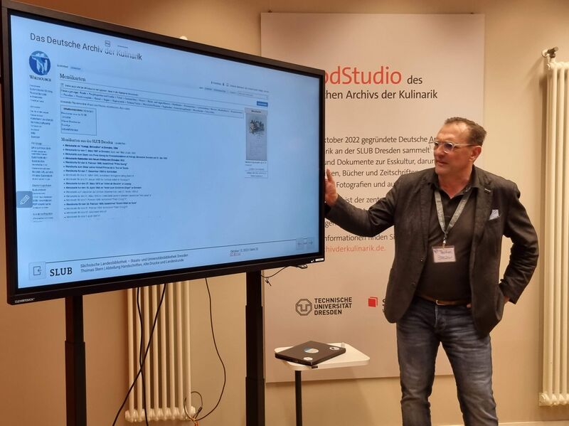 ملف:Wikisource-Arbeitstreffen Thomas Stern 20231014.jpg