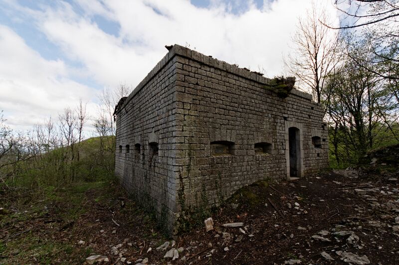 ملف:2012-05-02 16-40-33-tour-carree.jpg