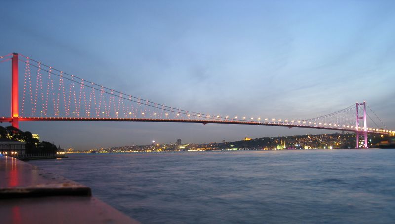 ملف:Bosphorus Bridge.jpg