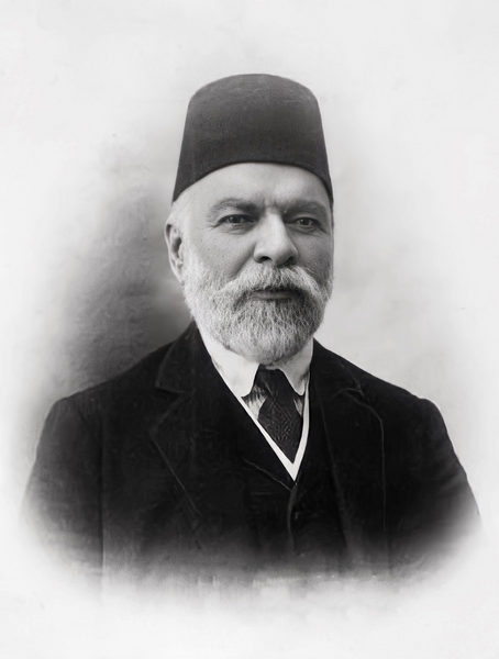 ملف:Ismail Kemal Bey.png