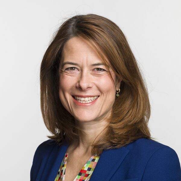 ملف:Petra Gössi (2019).jpg