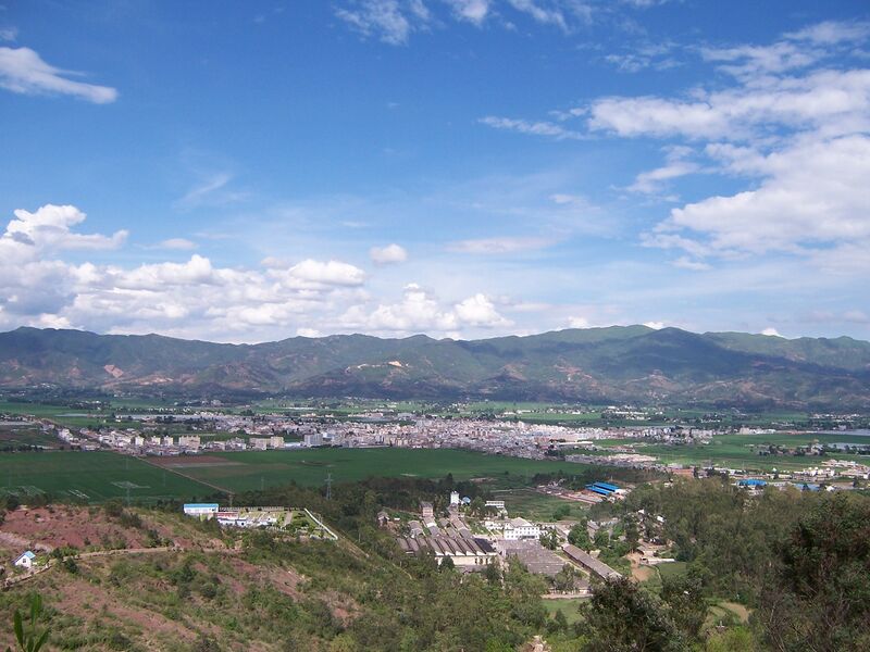 ملف:姚安县城全景 - panoramio.jpg
