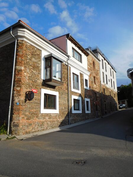 ملف:Skvorec Husova pivovar.jpg