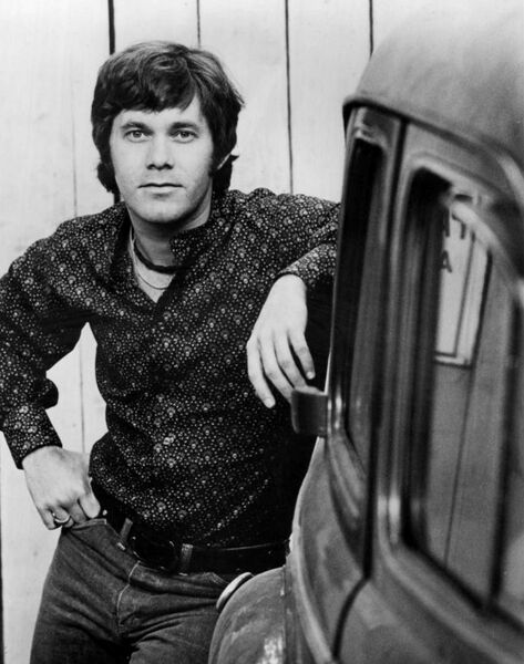 ملف:Oliver 1972.JPG