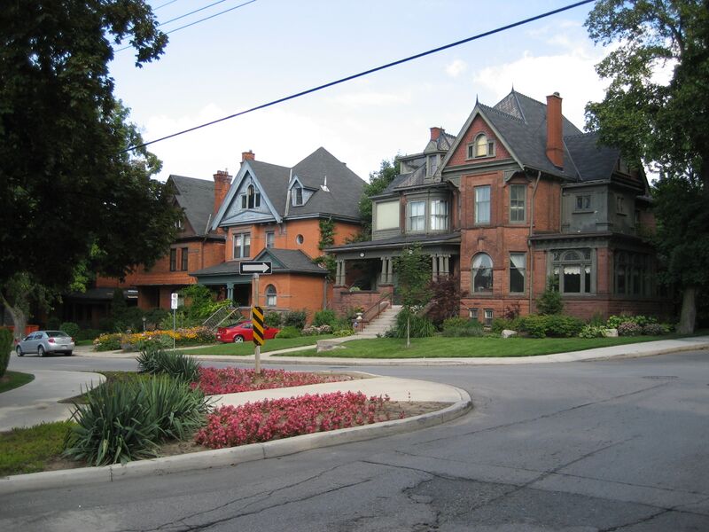 ملف:Aberdeen Avenue Neighbourhood.JPG