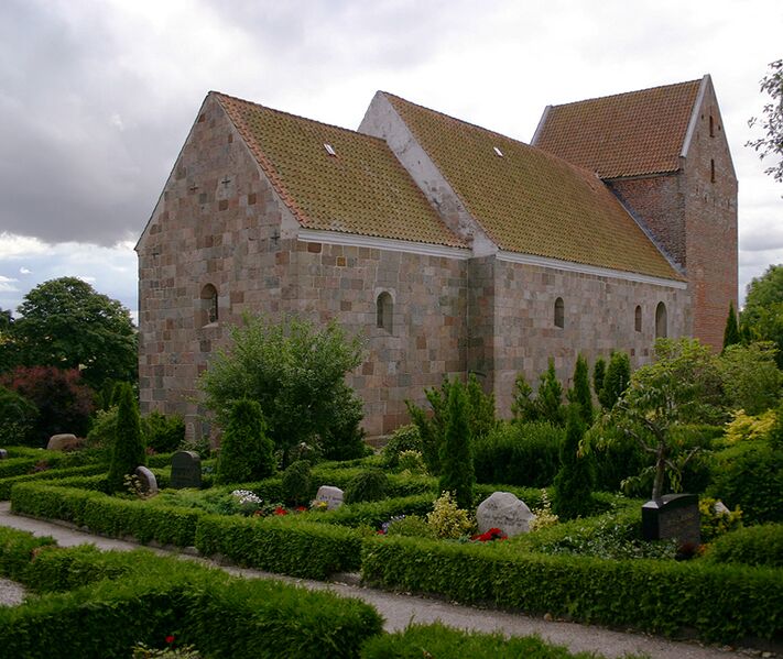 ملف:Mørke kirke.jpg