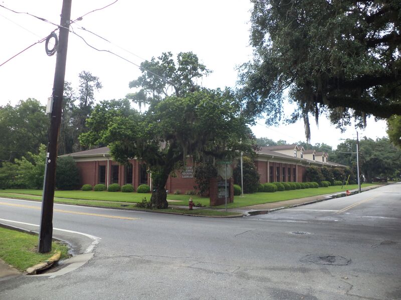 ملف:Gilbert H. Gragg Library.JPG