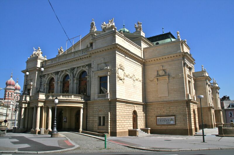 ملف:Pilsen-Opera.JPG