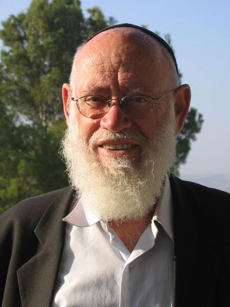 ملف:Rabbi levinger.jpg