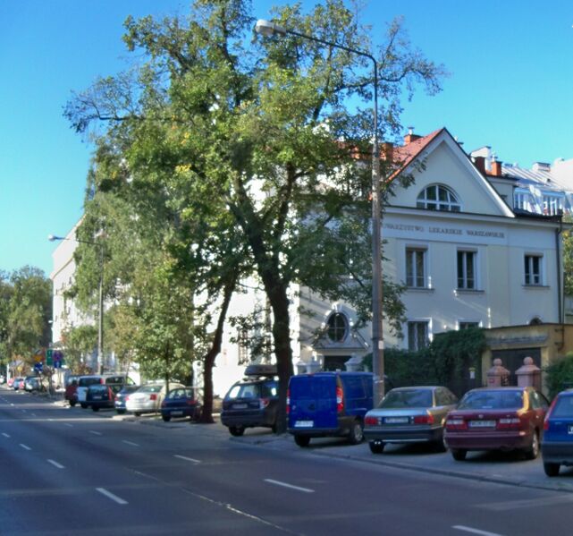 ملف:Towarzystwo Lekarskie Warszawskie Raszyńska.jpg