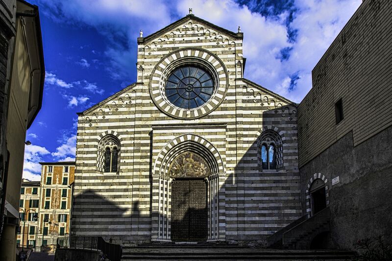 ملف:Chiesa Esterno.jpg