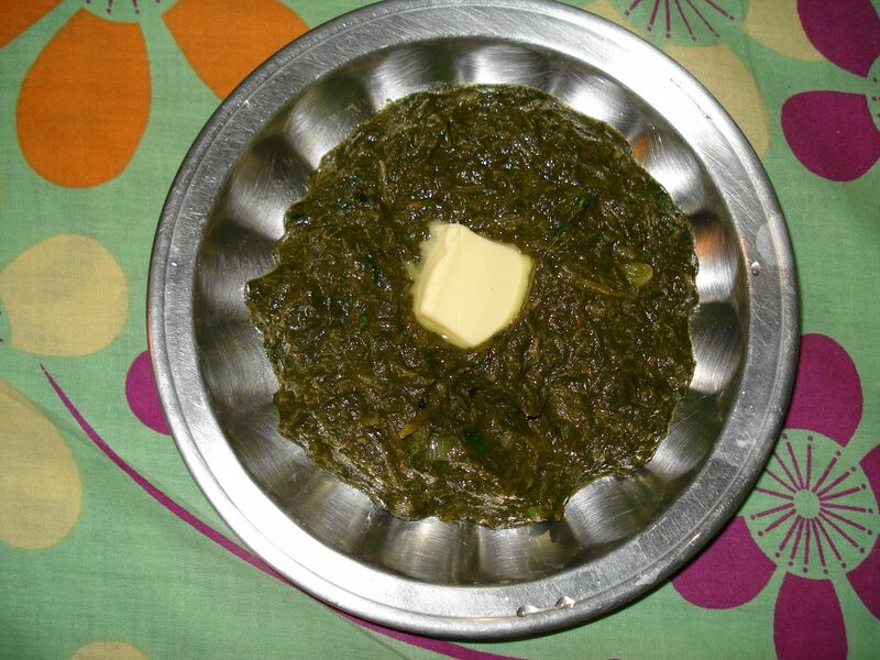 ملف:Sarsoon Ka Saag Cooked.JPG