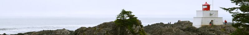 ملف:Ucluelet banner Amphtrite lighthouse.jpg